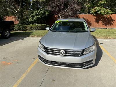 2017 Volkswagen Passat 1.8T SE   - Photo 5 - Topeka, KS 66608