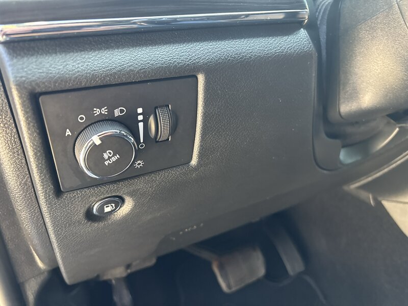 2021 Jeep Grand Cherokee Limited   - Photo 19 - Topeka, KS 66608