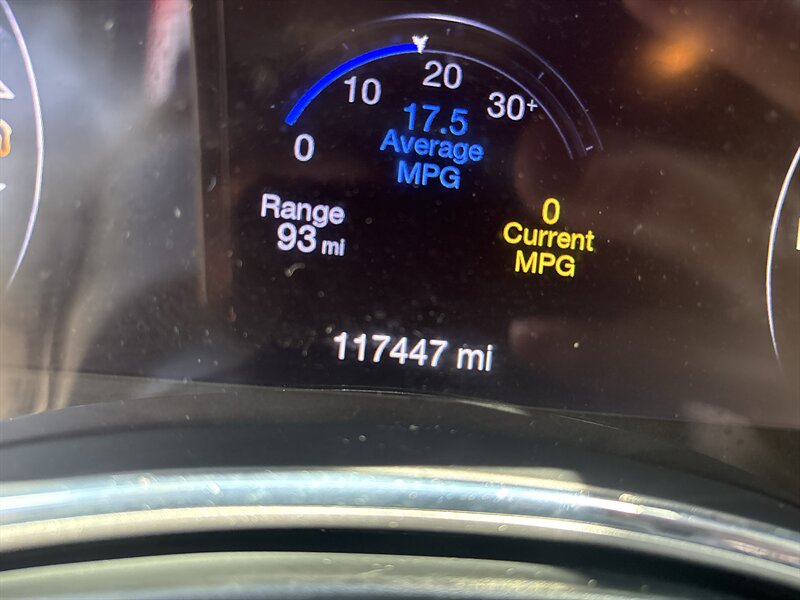 2021 Jeep Grand Cherokee Limited   - Photo 21 - Topeka, KS 66608