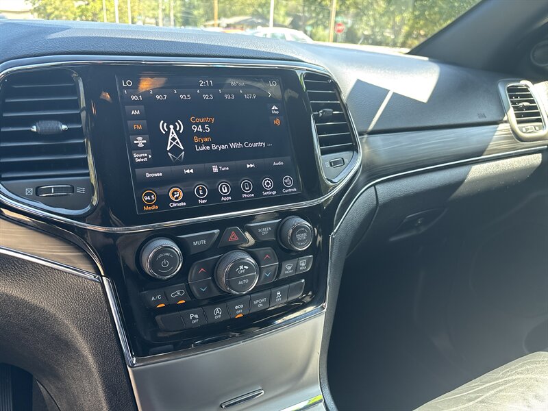 2021 Jeep Grand Cherokee Limited   - Photo 22 - Topeka, KS 66608