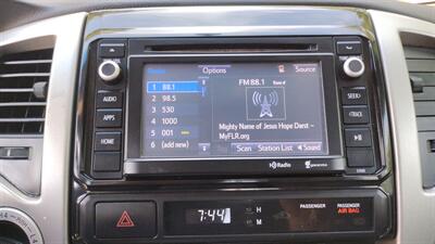 2014 Toyota Tacoma V6   - Photo 23 - Topeka, KS 66608