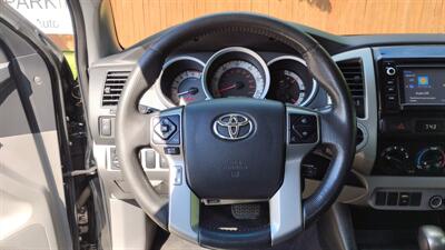 2014 Toyota Tacoma V6   - Photo 20 - Topeka, KS 66608