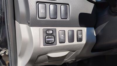 2014 Toyota Tacoma V6   - Photo 16 - Topeka, KS 66608