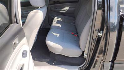 2014 Toyota Tacoma V6   - Photo 40 - Topeka, KS 66608