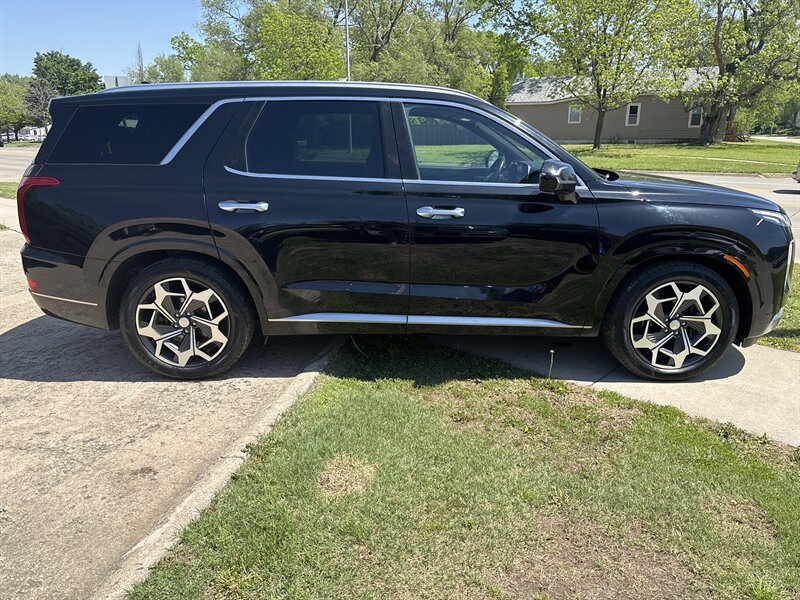 2021 Hyundai Palisade Calligraphy - Photo 2 - Topeka, KS 66608