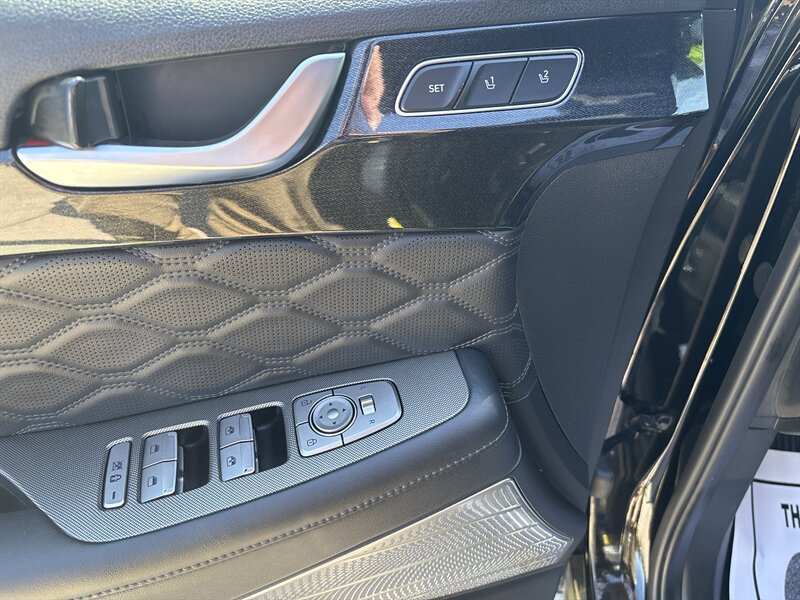 2021 Hyundai Palisade Calligraphy - Photo 14 - Topeka, KS 66608