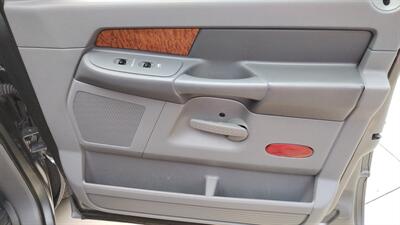 2006 Dodge Ram 1500 SLT   - Photo 33 - Topeka, KS 66608