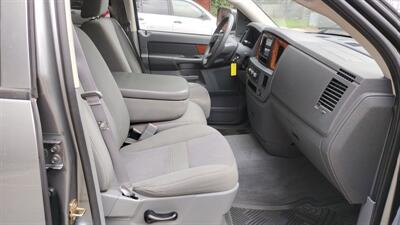 2006 Dodge Ram 1500 SLT   - Photo 35 - Topeka, KS 66608