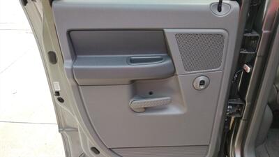 2006 Dodge Ram 1500 SLT   - Photo 41 - Topeka, KS 66608