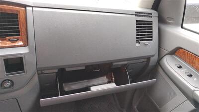 2006 Dodge Ram 1500 SLT   - Photo 27 - Topeka, KS 66608