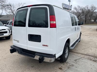 2014 GMC Savana 2500   - Photo 8 - Topeka, KS 66608