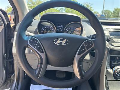 2013 Hyundai ELANTRA GLS - Photo 15 - Topeka, KS 66608