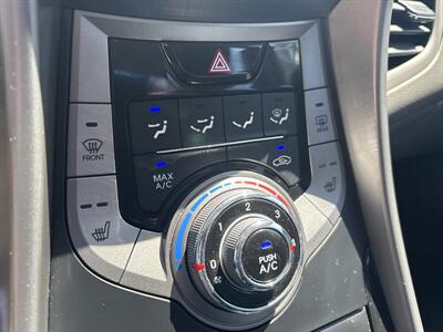 2013 Hyundai ELANTRA GLS - Photo 18 - Topeka, KS 66608