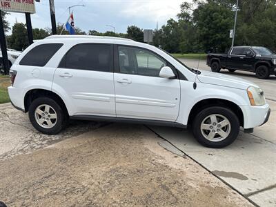 2006 Chevrolet Equinox LT   - Photo 2 - Topeka, KS 66608