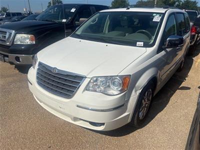 2008 Chrysler Town & Country Limited Minivan