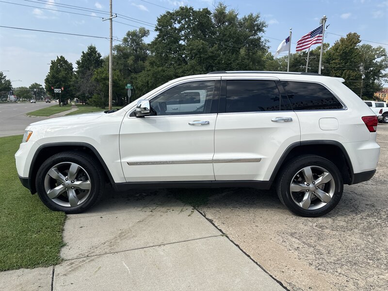 2012 Jeep Grand Cherokee Limited   - Photo 5 - Topeka, KS 66608