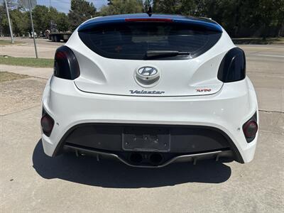 2014 Hyundai VELOSTER Turbo - Photo 4 - Topeka, KS 66608