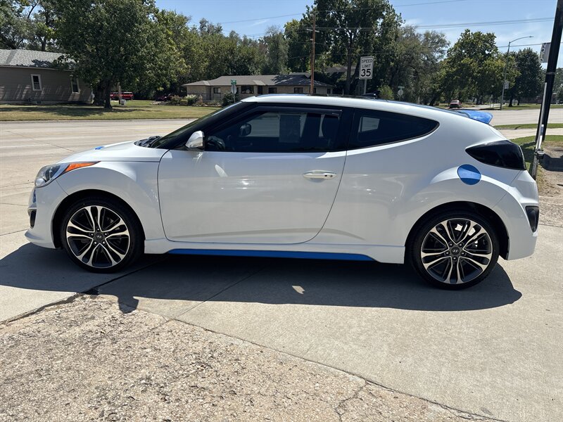 2014 Hyundai VELOSTER Turbo   - Photo 2 - Topeka, KS 66608