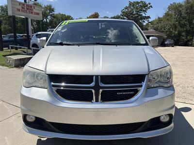 2011 Dodge Grand Caravan Crew - Photo 8 - Topeka, KS 66608