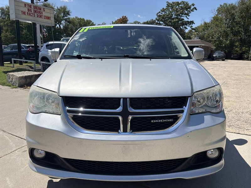 2011 Dodge Grand Caravan Crew   - Photo 8 - Topeka, KS 66608