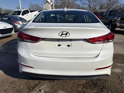 2018 Hyundai ELANTRA SEL   - Photo 6 - Topeka, KS 66608