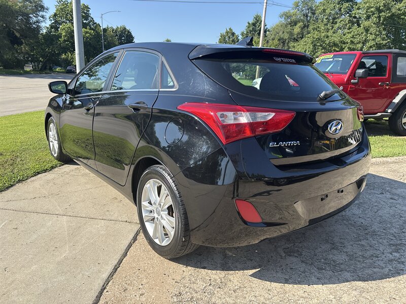 2013 Hyundai ELANTRA GT   - Photo 5 - Topeka, KS 66608