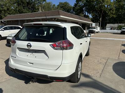 2016 Nissan Rogue S   - Photo 6 - Topeka, KS 66608