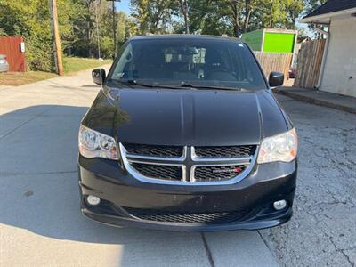 2017 Dodge Grand Caravan SXT   - Photo 3 - Topeka, KS 66608