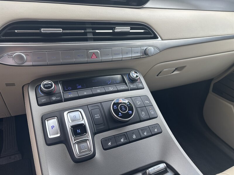 2020 Hyundai PALISADE Limited - Photo 23 - Topeka, KS 66608