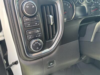 2019 Chevrolet Silverado 1500 RST   - Photo 11 - Topeka, KS 66608