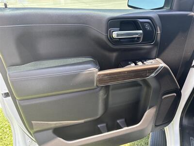 2019 Chevrolet Silverado 1500 RST   - Photo 8 - Topeka, KS 66608