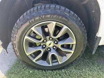 2019 Chevrolet Silverado 1500 RST   - Photo 5 - Topeka, KS 66608