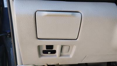 2004 Lexus RX 330   - Photo 14 - Topeka, KS 66608