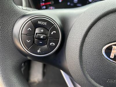 2021 Kia Soul LX   - Photo 18 - Topeka, KS 66608