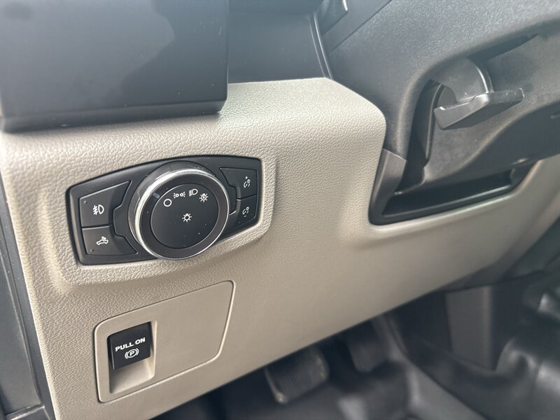 2018 Ford F-150 XL - Photo 13 - Topeka, KS 66608