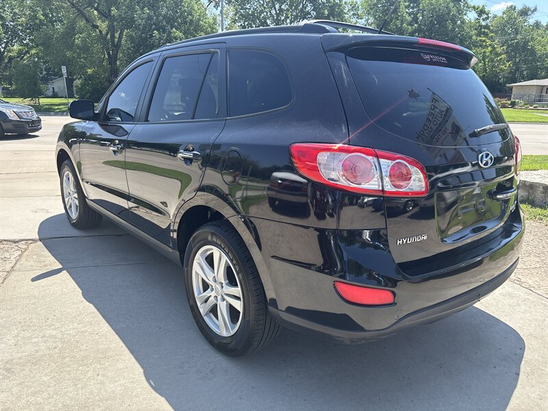 2011 Hyundai SANTA FE Limited - Photo 3 - Topeka, KS 66608