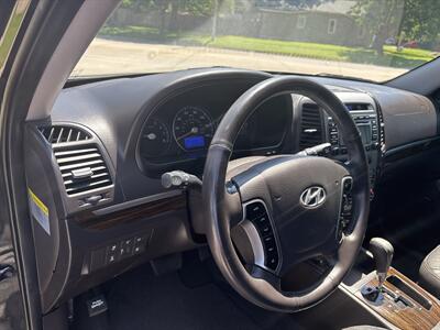 2011 Hyundai SANTA FE Limited - Photo 13 - Topeka, KS 66608