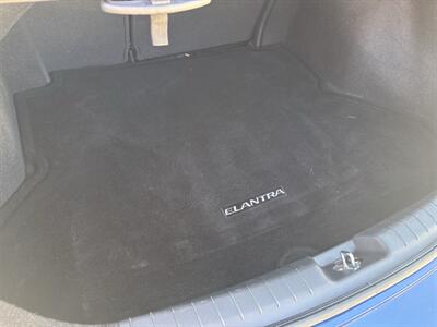 2017 Hyundai ELANTRA SE - Photo 24 - Topeka, KS 66608