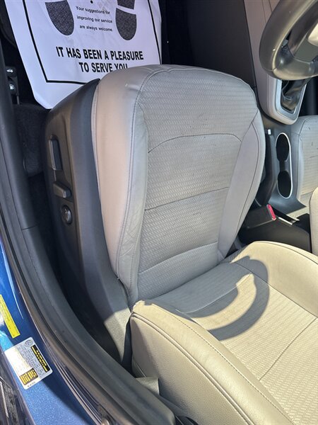 2017 Hyundai ELANTRA SE   - Photo 11 - Topeka, KS 66608
