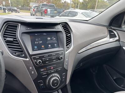 2018 Hyundai SANTA FE Sport 2.4L   - Photo 21 - Topeka, KS 66608