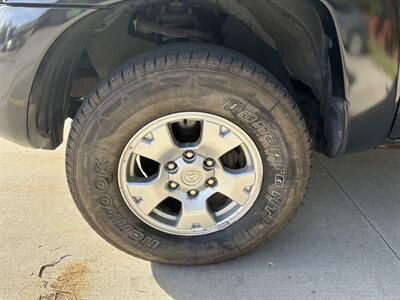 2005 Toyota Tacoma V6   - Photo 8 - Topeka, KS 66608