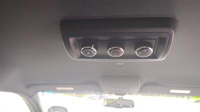 2014 Dodge Grand Caravan SXT   - Photo 35 - Topeka, KS 66608