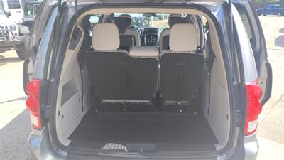 2014 Dodge Grand Caravan SXT   - Photo 14 - Topeka, KS 66608
