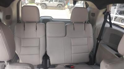 2014 Dodge Grand Caravan SXT   - Photo 36 - Topeka, KS 66608
