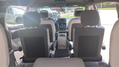 2014 Dodge Grand Caravan SXT   - Photo 16 - Topeka, KS 66608