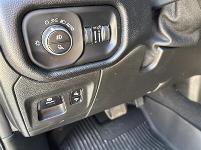 2019 RAM 1500 Big Horn   - Photo 18 - Topeka, KS 66608