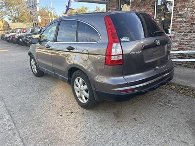 2011 Honda CR-V SE   - Photo 2 - Topeka, KS 66608