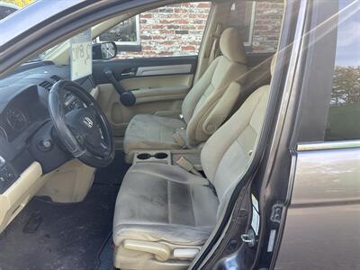 2011 Honda CR-V SE   - Photo 4 - Topeka, KS 66608