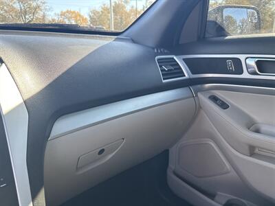2012 Ford Explorer XLT   - Photo 21 - Topeka, KS 66608