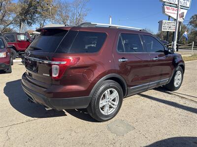 2012 Ford Explorer XLT   - Photo 2 - Topeka, KS 66608